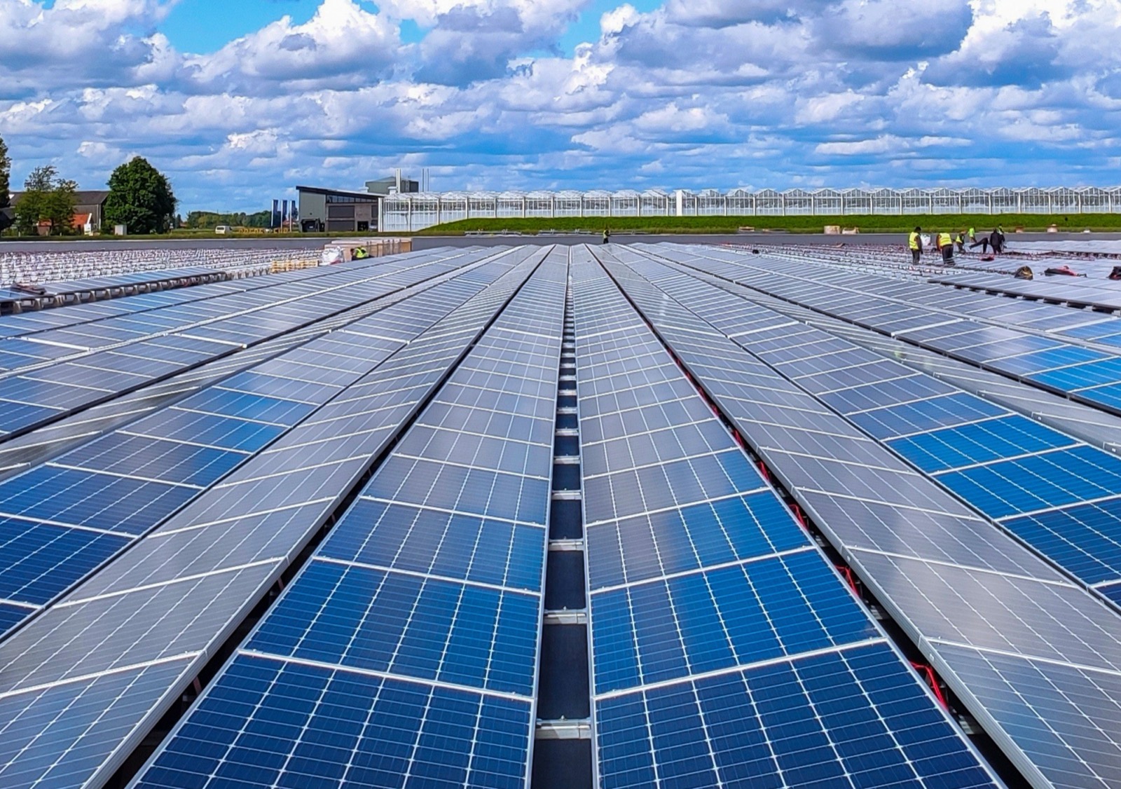 Sirius PV modules on a commercial rooftop
